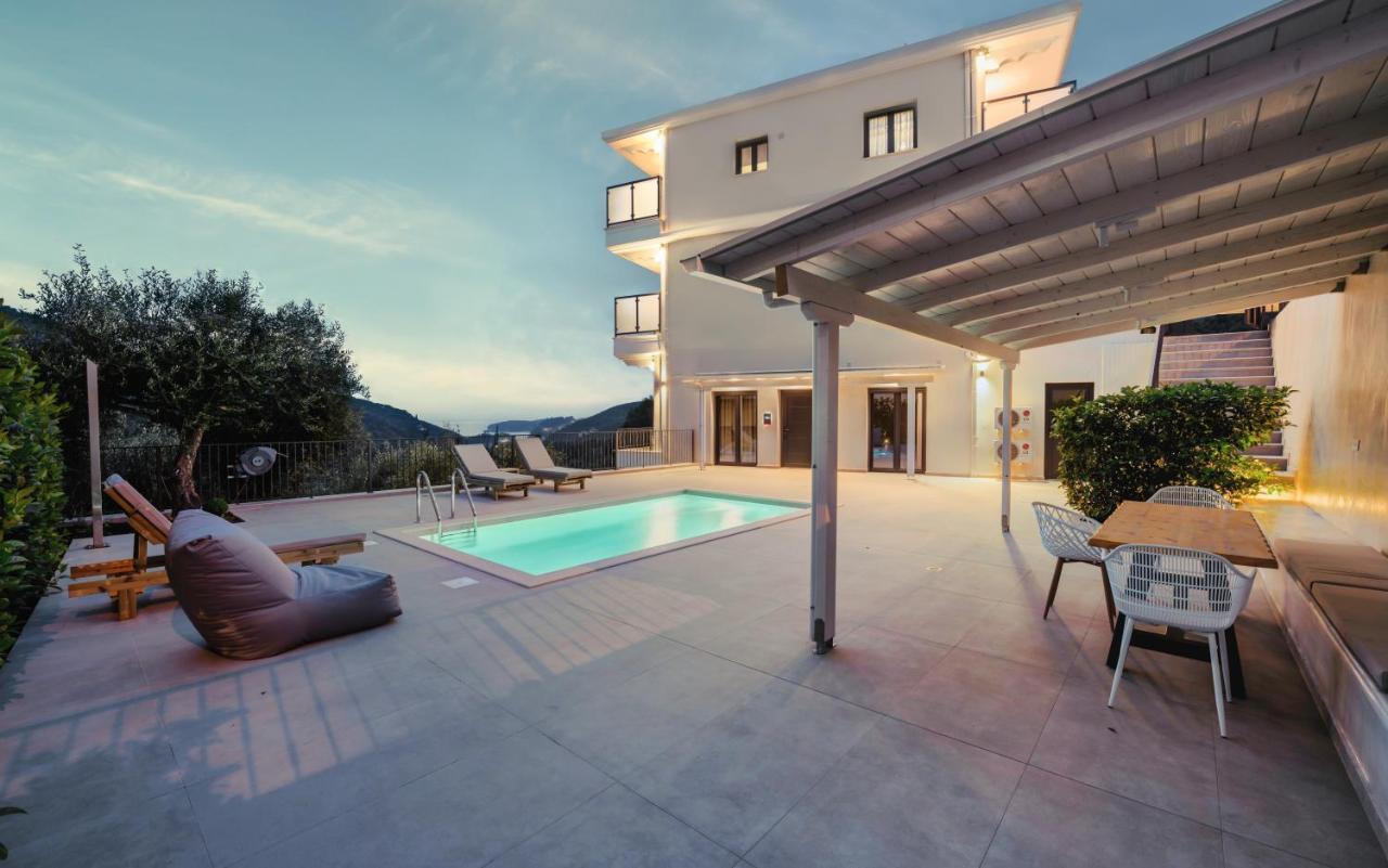 Suites Of Happiness Parga Dış mekan fotoğraf